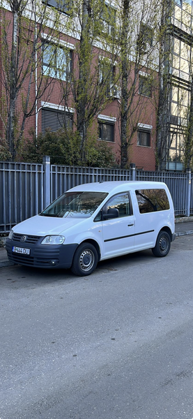 Transport persoane si marfa